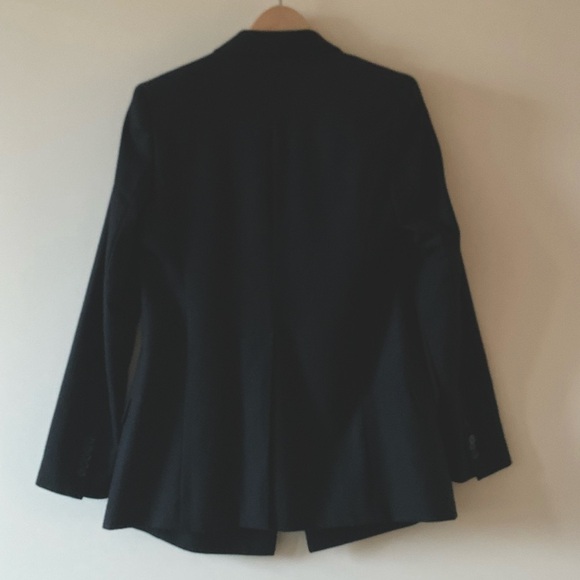 Club Monaco Boyfriend Blazer, size 2 - Picture 4 of 8